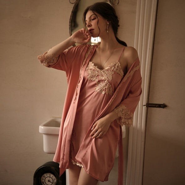 ⚡Blushy Silky Texture 5 Piece Pajama Set