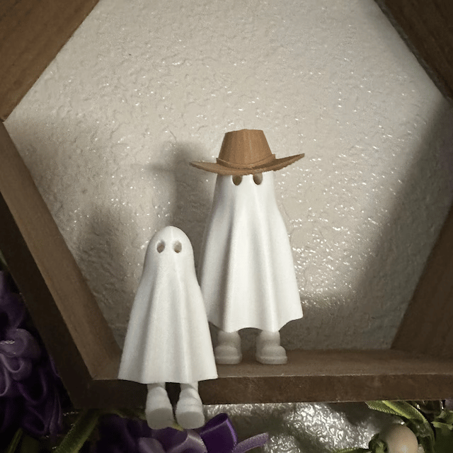 3d printed ghost with feet, Cute Halloween decoration