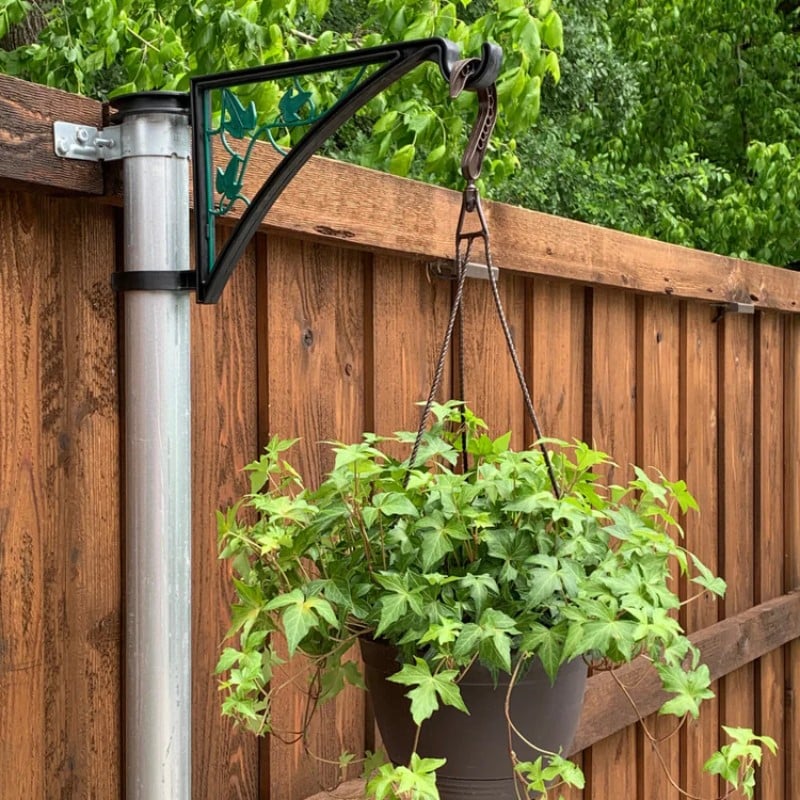 🔥Hangs Fence Post Hanger