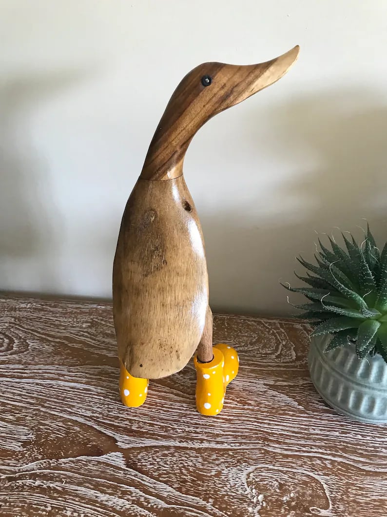 🌈Hand Carved Wellies Duck Family💞