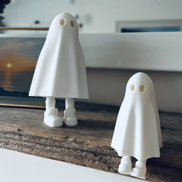 3d printed ghost with feet, Cute Halloween decoration