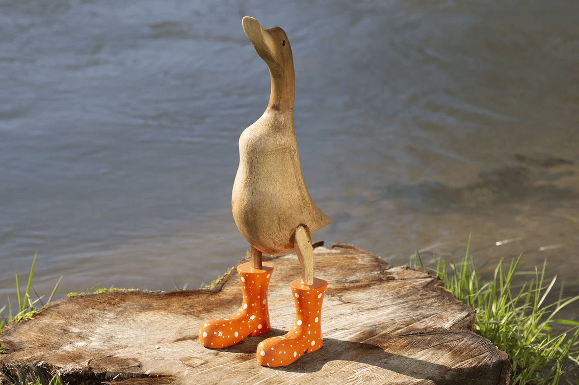 🌈Hand Carved Wellies Duck Family💞