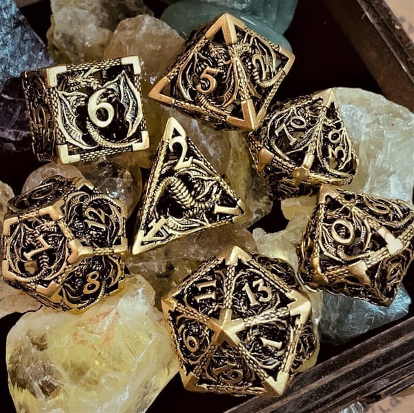 🐲Hollow Metal Dragon Shaped Carving Dice Set🎲