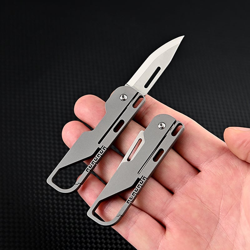 🔥Mini Titanium Alloy Portable EDC Keychain Folding Pocket Knife