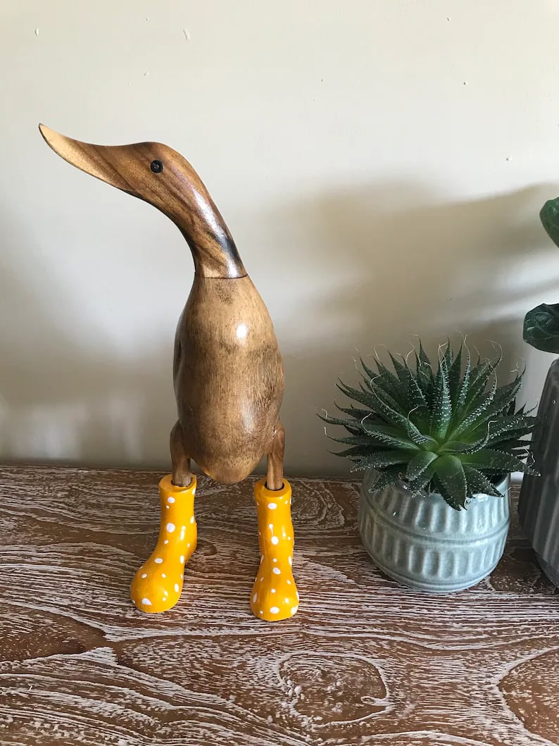 🌈Hand Carved Wellies Duck Family💞