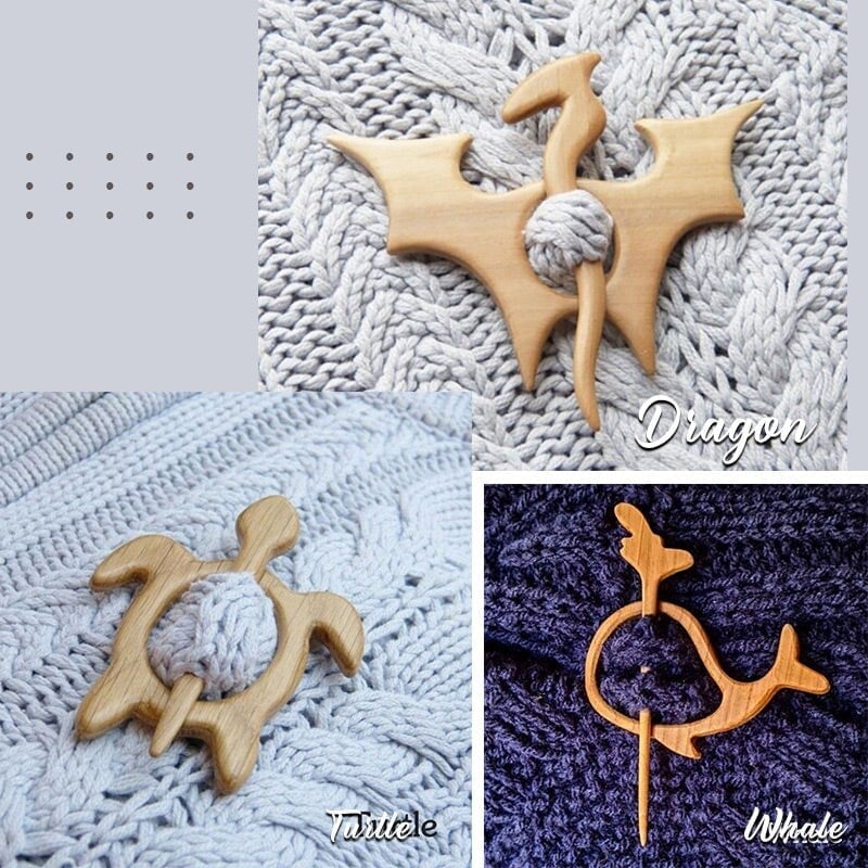 ⛄❄️Handmade Wooden Brooch Pin🌲Hand-made In Oak