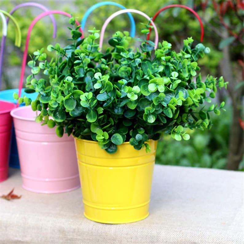 Hanging flower Pots