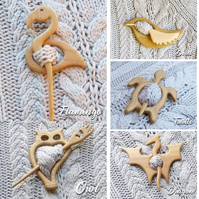 ⛄❄️Handmade Wooden Brooch Pin🌲Hand-made In Oak